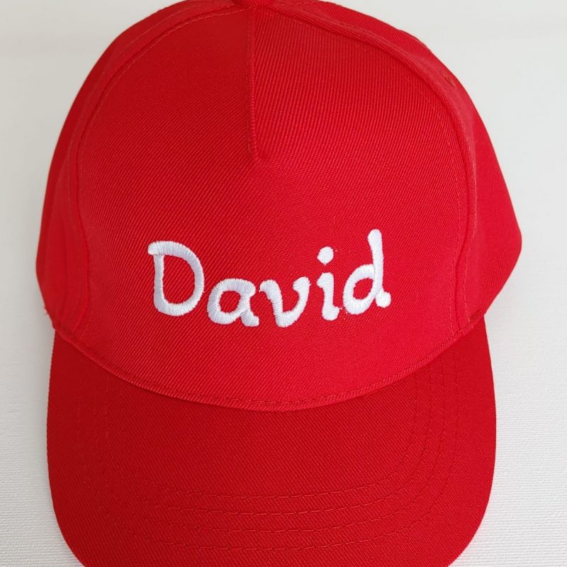 Gorra infantil Kid Recy Five, Color Rojo. Bordado Blanco