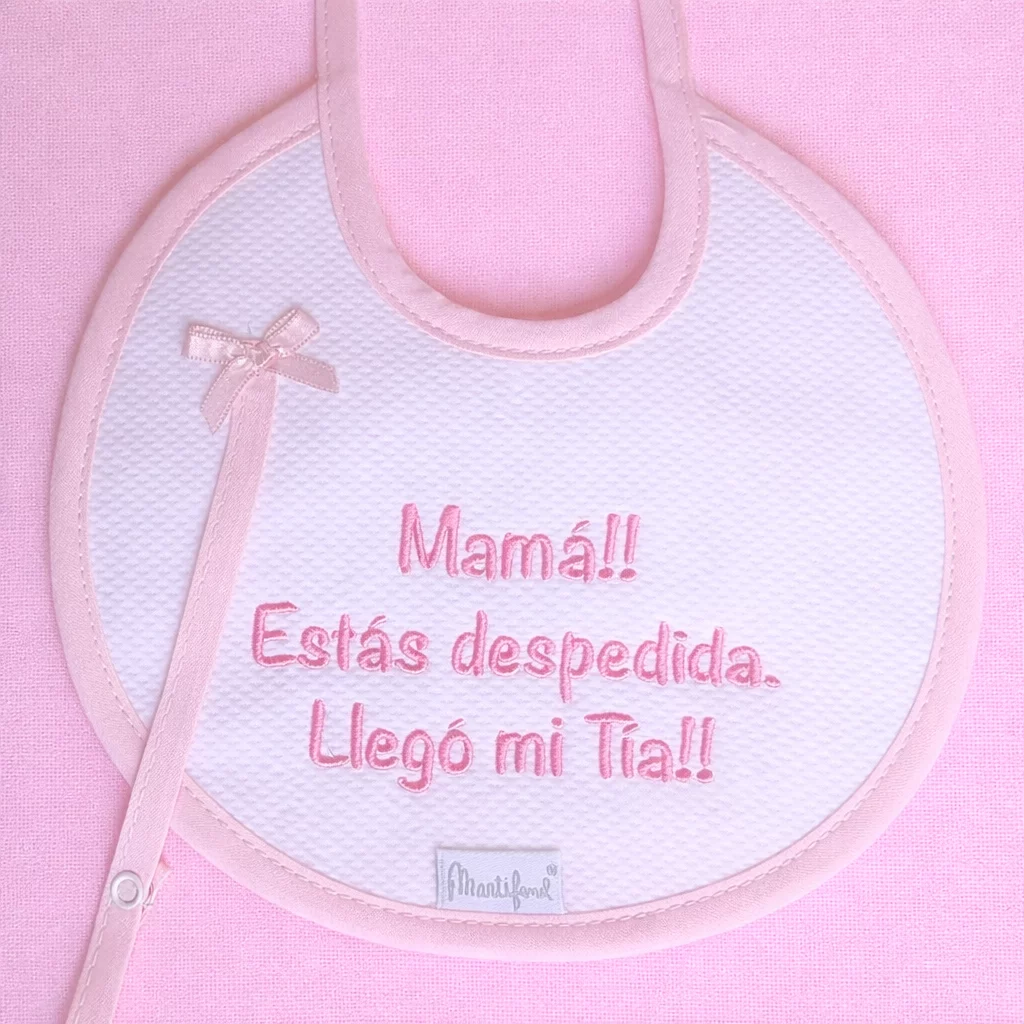 Babero con chupetero "Mamá, estás despedida"