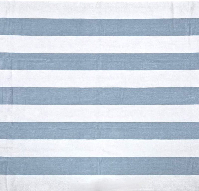 Toalla playa con rayas en blanco y azul